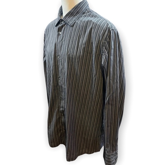 CALVIN Klein black/charcoal gray striped button up shirt
Size XXL - Picture 3 of 8